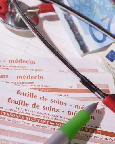 Le 100 % santé fonctionne aussi avec la Complémentaire santé solidaire